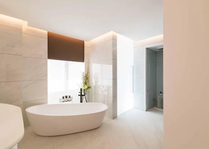 Romeo Otel Roma