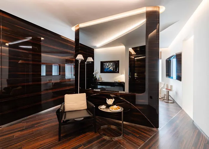 Romeo Otel