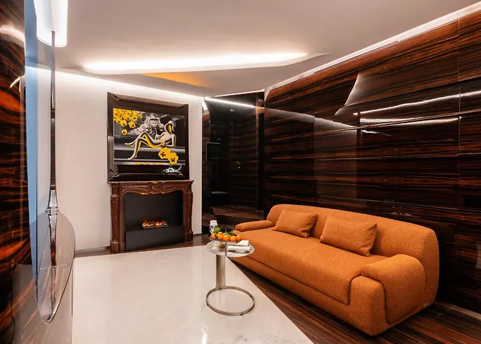 Romeo Otel Roma